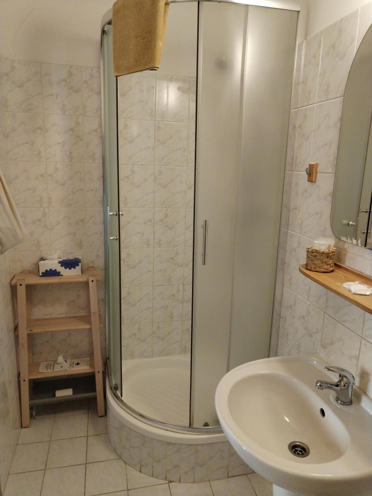 Hotel U Zvonu كوتنا هورا المظهر الخارجي الصورة